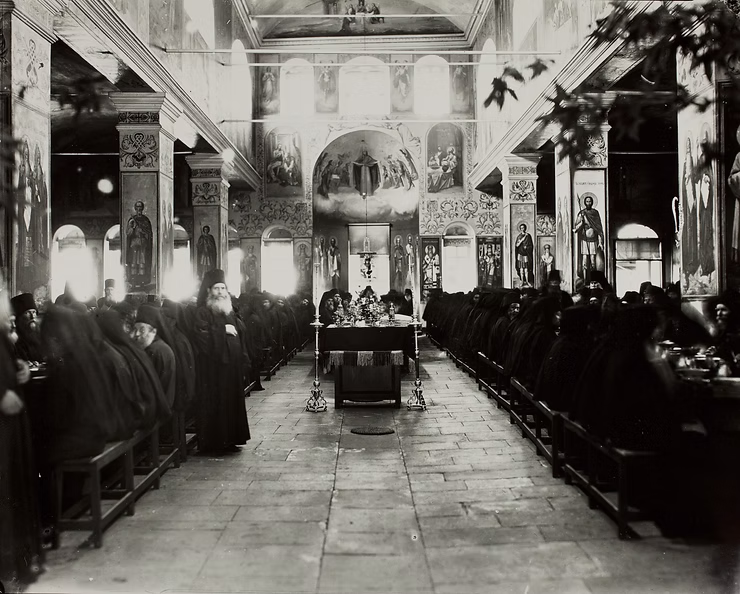 Fogo Oculto - Perspectivas Ortodoxas sobre o Yoga